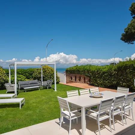 Villa Dream By The Sea *